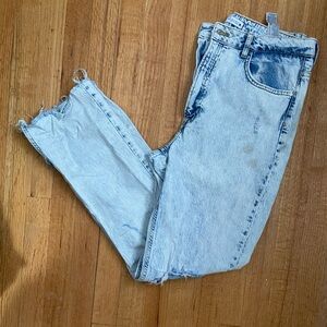 Zara Distressed Straight Jean